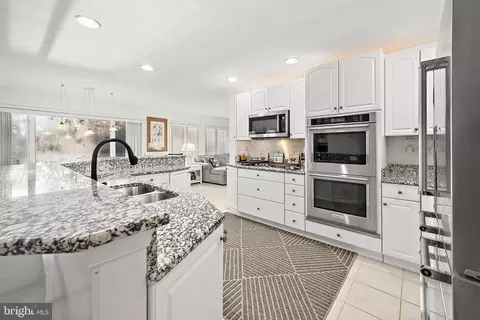 Kitchen - 11317 River Run Ln, Berlin, MD 21811 photo 1 of 8