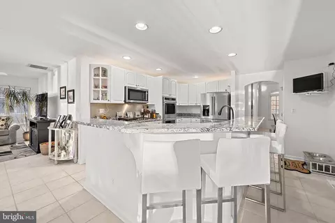 Kitchen - 11317 River Run Ln, Berlin, MD 21811 photo 6 of 8