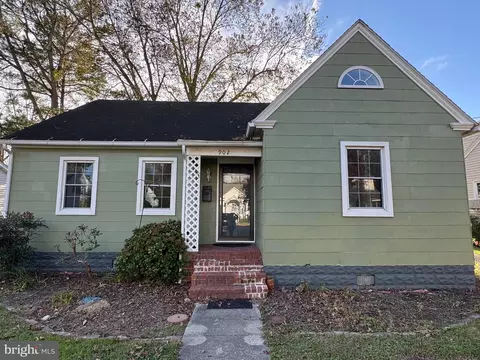 902 Cedar St, Pocomoke City, MD 21851