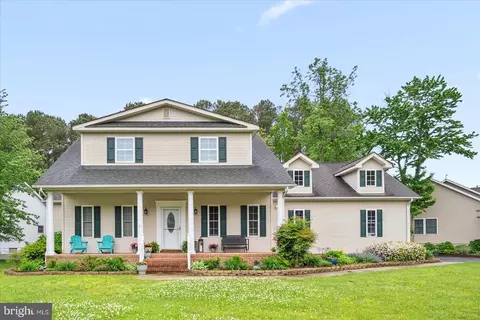 9410 Lake View Dr, Berlin, MD 21811