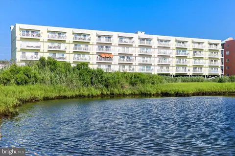105 56th St #501 P4, Ocean City, MD 21842