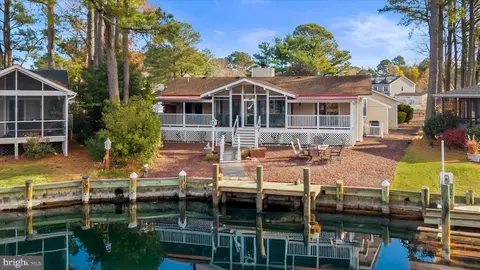 420 Ocean Pkwy, Ocean Pines, MD 21811