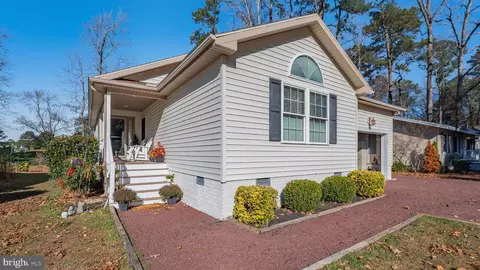 Exterior - 128 Sandyhook Rd, Ocean Pines, MD 21811 photo 1 of 5