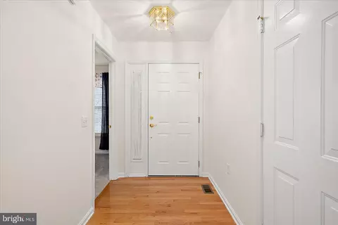 Entry Way - 11 Hatteras St, Ocean Pines, MD 21811 photo 1 of 3