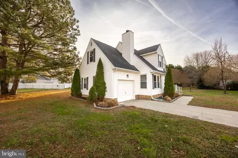 Exterior - 7 Mill Rd, Berlin, MD 21811 photo 5 of 12