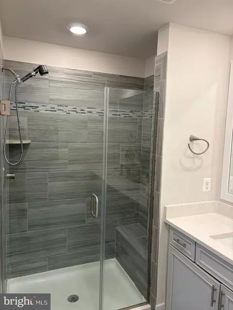 Bath - 12441 Oak Leaf Ln #2, Berlin, MD 21811 photo 2 of 3