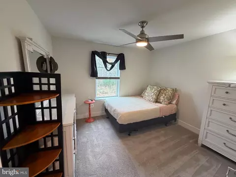 Bedroom - 12441 Oak Leaf Ln #2, Berlin, MD 21811 photo 3 of 6