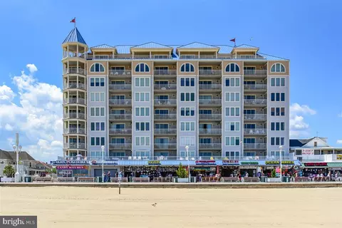 2 Dorchester St #306, Ocean City, MD 21842