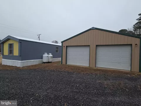 4008 Market St, Snow Hill, MD 21863