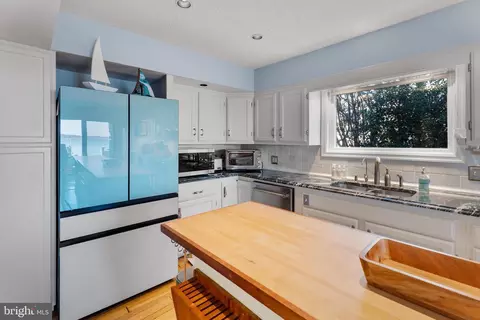 Kitchen - 26 W Mallard, Ocean Pines, MD 21811 photo 7 of 16