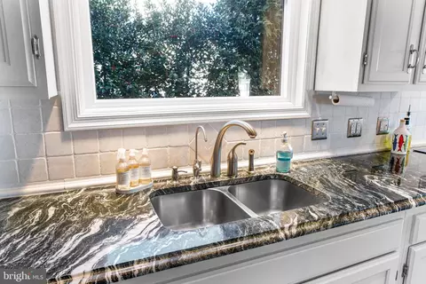 Kitchen - 26 W Mallard, Ocean Pines, MD 21811 photo 9 of 16