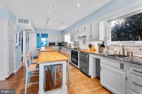 Kitchen - 26 W Mallard, Ocean Pines, MD 21811 photo 10 of 16