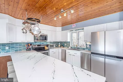 Kitchen - 11 Clipper Ct, Ocean Pines, MD 21811 photo 2 of 6