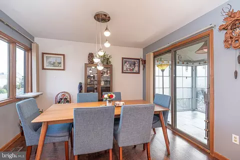 Dining - 11 Clipper Ct, Ocean Pines, MD 21811 photo 2 of 3