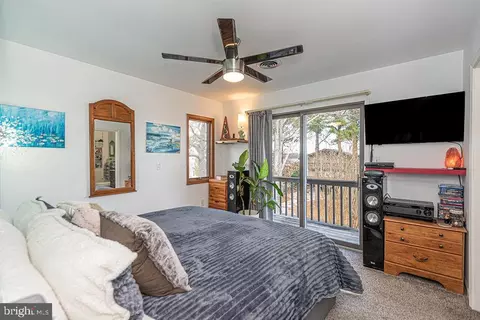 Bedroom - 11 Clipper Ct, Ocean Pines, MD 21811 photo 3 of 5