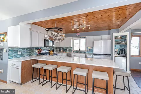 Kitchen - 11 Clipper Ct, Ocean Pines, MD 21811 photo 1 of 6