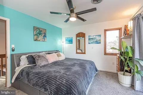 Bedroom - 11 Clipper Ct, Ocean Pines, MD 21811 photo 4 of 5