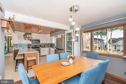 Dining - 11 Clipper Ct, Ocean Pines, MD 21811 photo 3 of 3