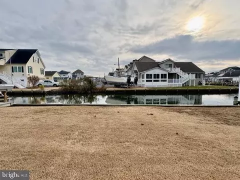 12546 Selsey Rd, Ocean City, MD 21842
