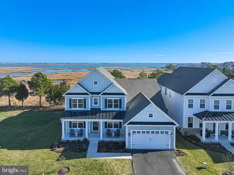 12369 Hidden Bay Dr, Berlin, MD 21811