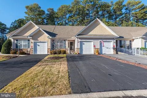 35 Hatteras St, Ocean Pines, MD 21811