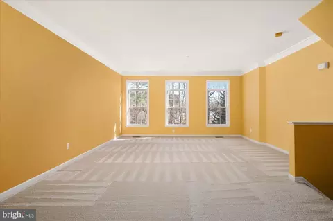 Living - 400 Williams St #12, Berlin, MD 21811 photo 2 of 14