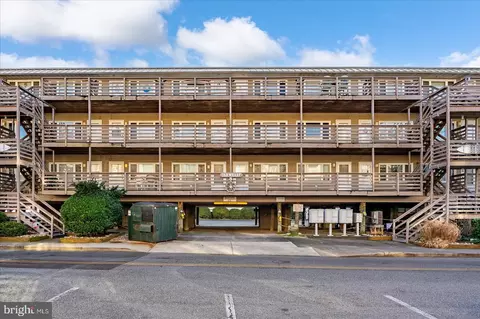 9 46th St #22, Ocean City, MD 21842