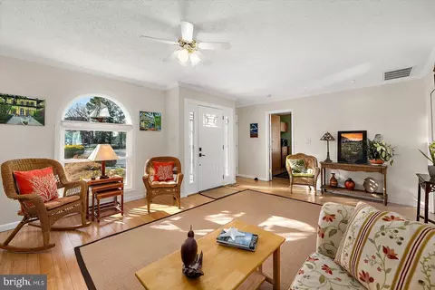 Entry Way - 3 Ebb Tide Ct, Ocean Pines, MD 21811 photo 1 of 5