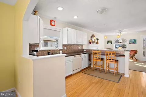 Kitchen - 3 Ebb Tide Ct, Ocean Pines, MD 21811 photo 2 of 7