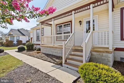 Exterior - 26 White Crane Dr, Berlin, MD 21811 photo 2 of 8