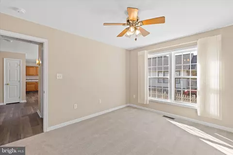 Living - 26 White Crane Dr, Berlin, MD 21811 photo 2 of 2