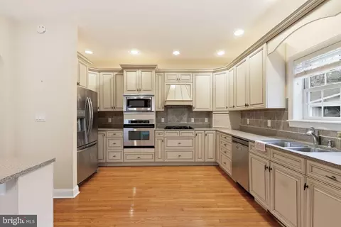 Kitchen - 9409 Whitetail Ct, Berlin, MD 21811 photo 1 of 4