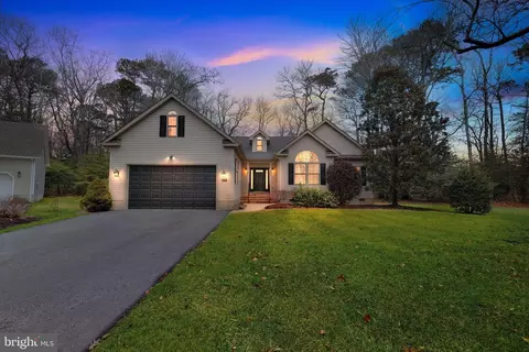 9409 Whitetail Ct, Berlin, MD 21811