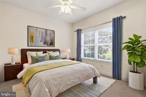 Bedroom - 9409 Whitetail Ct, Berlin, MD 21811 photo 5 of 10