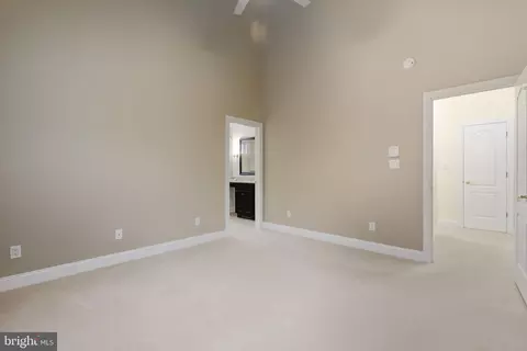 Bedroom - 9409 Whitetail Ct, Berlin, MD 21811 photo 8 of 10