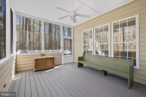 Exterior - 5 Freeport Ln, Berlin, MD 21811 photo 6 of 12
