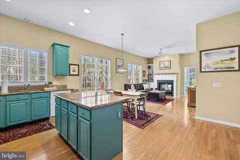 Kitchen - 5 Freeport Ln, Berlin, MD 21811 photo 1 of 8