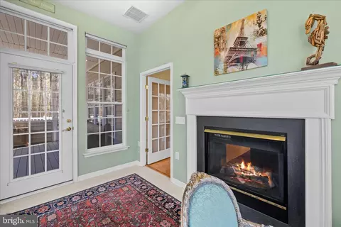 Entry Way - 5 Freeport Ln, Berlin, MD 21811 photo 3 of 6