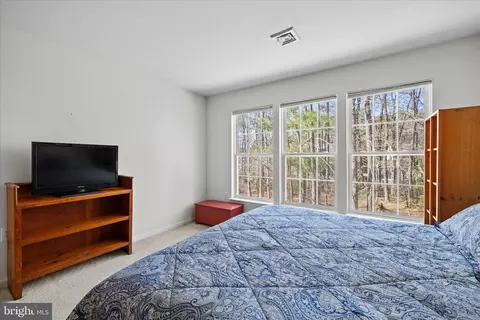 Bedroom - 5 Freeport Ln, Berlin, MD 21811 photo 6 of 6
