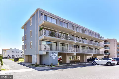 5 44th St #202, Ocean City, MD 21842