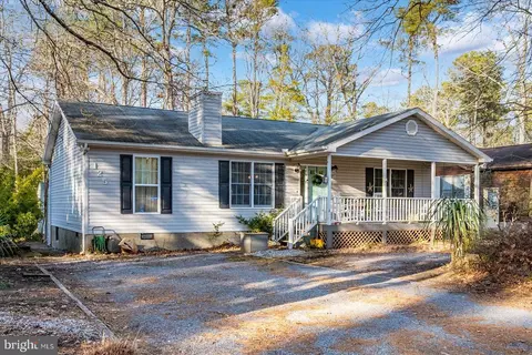 125 Ocean Pkwy, Ocean Pines, MD 21811