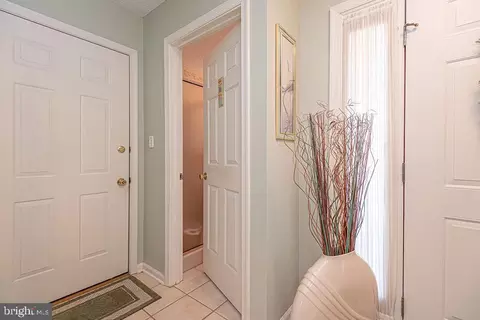 Entry Way - 7 Leslie Mews, Ocean Pines, MD 21811 photo 7 of 15