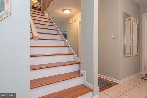 Entry Way - 7 Leslie Mews, Ocean Pines, MD 21811 photo 10 of 15