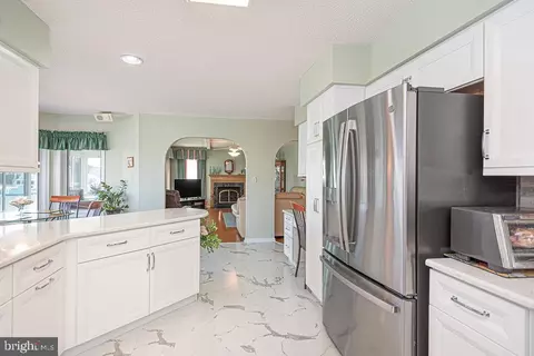 Kitchen - 7 Leslie Mews, Ocean Pines, MD 21811 photo 6 of 8
