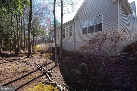 Exterior - 10 Cambridge Pl, Ocean Pines, MD 21811 photo 9 of 11