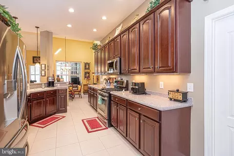 Kitchen - 10 Cambridge Pl, Ocean Pines, MD 21811 photo 5 of 6