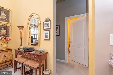 Entry Way - 10 Cambridge Pl, Ocean Pines, MD 21811 photo 9 of 23