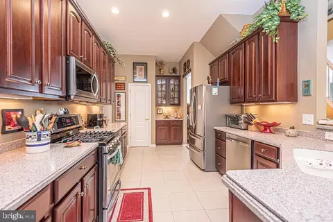 Kitchen - 10 Cambridge Pl, Ocean Pines, MD 21811 photo 2 of 6