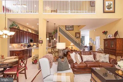 Entry Way - 10 Cambridge Pl, Ocean Pines, MD 21811 photo 8 of 23