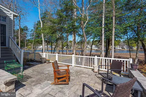 Exterior - 10 Cambridge Pl, Ocean Pines, MD 21811 photo 3 of 11